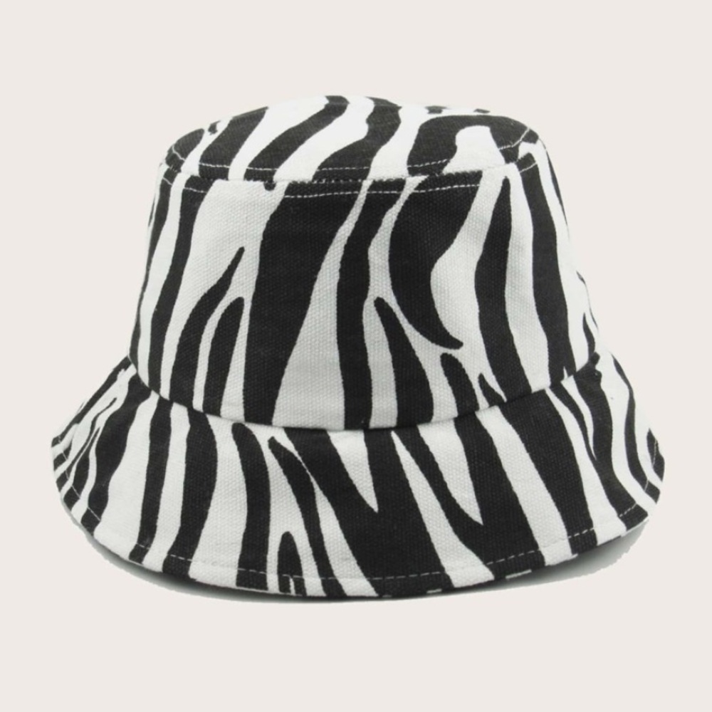 zebra bucket hat NEW